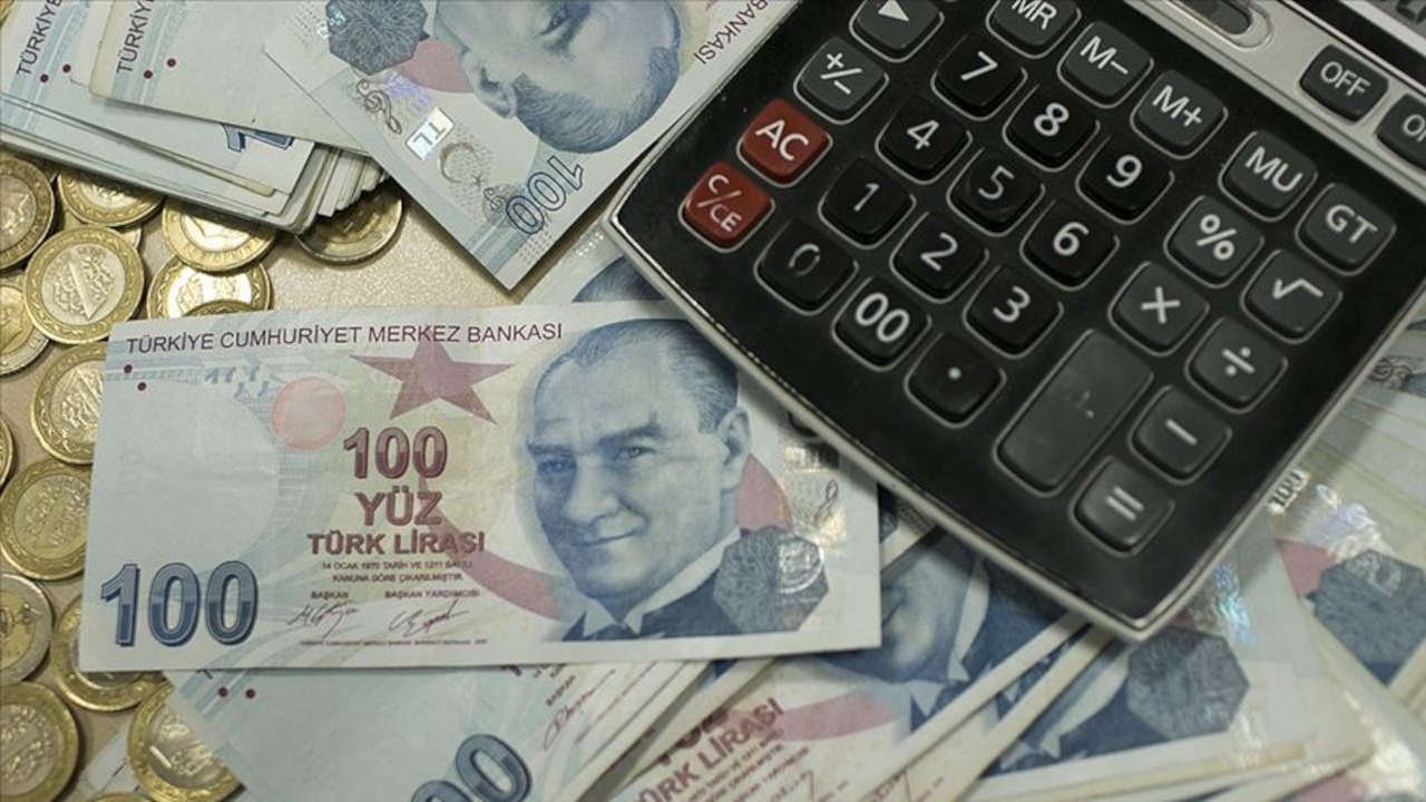 İki büyük bankadan Türkiye için enflasyon ve faiz tahmini