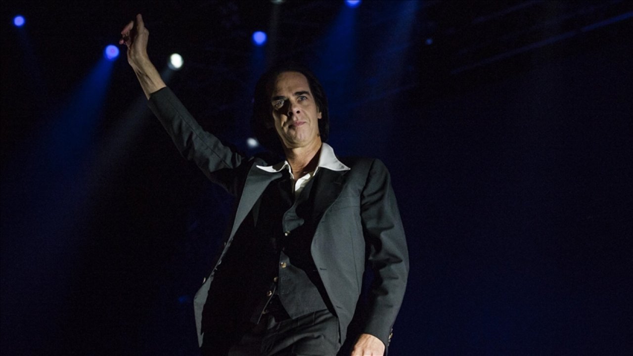 Nick Cave, yapay zekanın müzik üretimi hakkında konuştu: 'Ruhsuz ve banal'