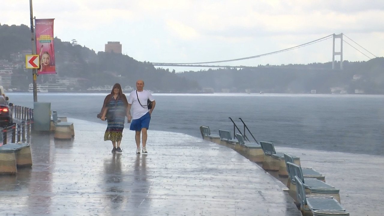 Meteoroloji'den çok sayıda ile gök gürültülü sağanak uyarısı: Marmara'ya yağmur geliyor