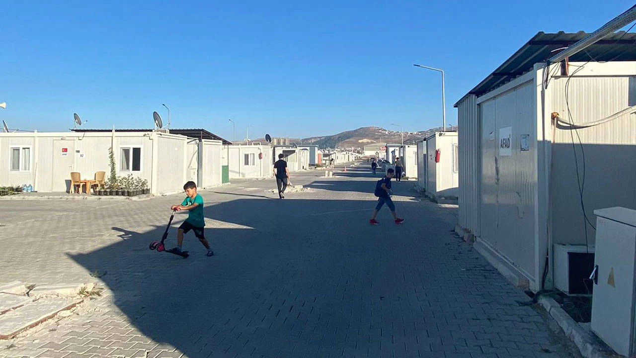 Hatay'da konteyner kentteki güvenlik görevlileri geri çekildi: Gerekçe 'tasarruf'