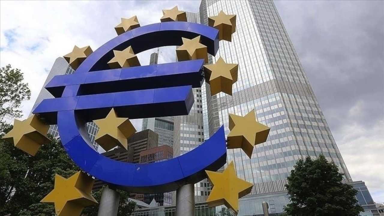 Euro Bölgesi'nde enflasyon ekimde beklentilerin üzerinde arttı