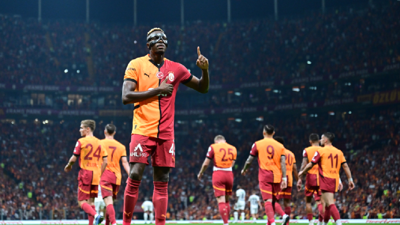 Galatasaray - Kasımpaşa:  3-0 öne geçtiği maçta berabere kaldı