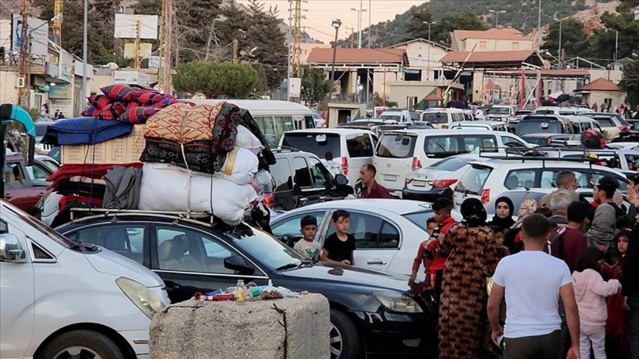 İsrail'in Lübnan'a saldırıları sürüyor: Ölü sayısı 1127'ye çıktı, yüz binlerce kişi yerinden oldu