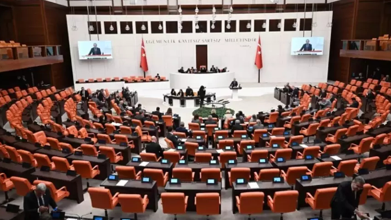 Meclis'teki  'İsrail tehdidi' gündemli kapalı oturum sona erdi