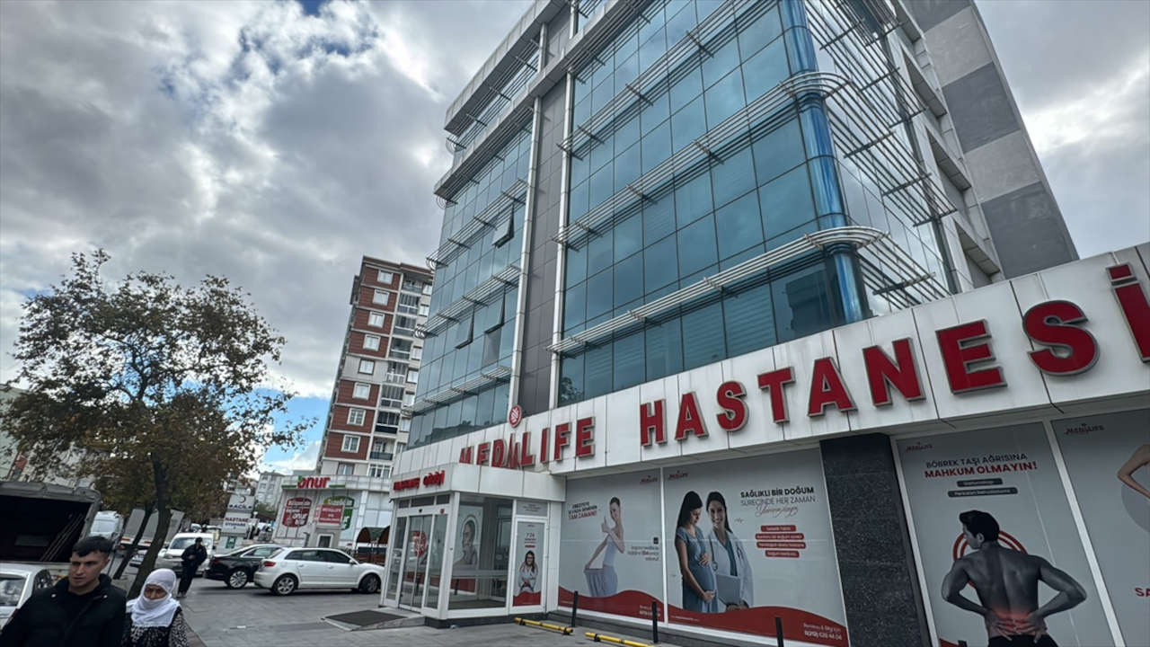 Yenidoğan çetesi soruşturmasında 9 hastanenin ruhsatı iptal edildi