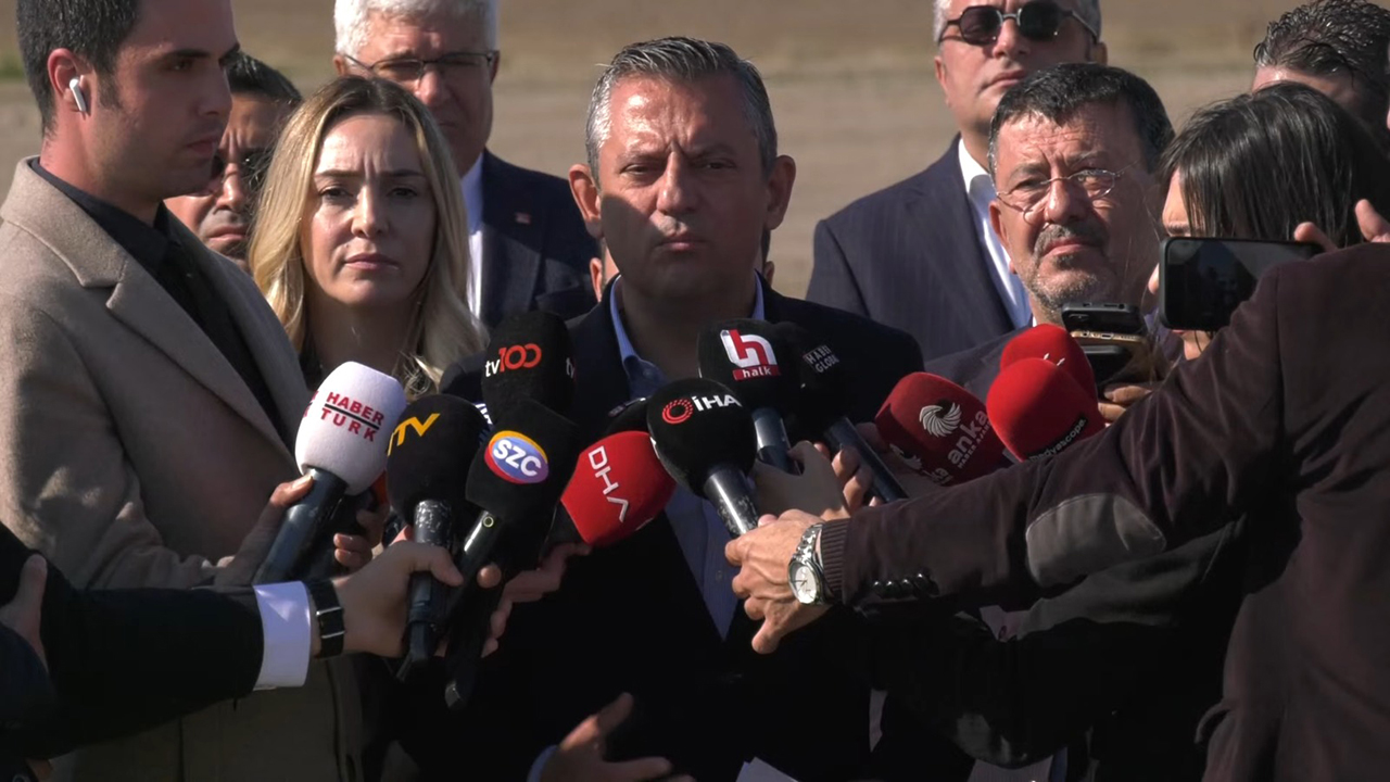 Özgür Özel, Selahattin Demirtaş'ı ziyaret etti: 'Meclis'in odak olması konusunda mutabık kaldık'