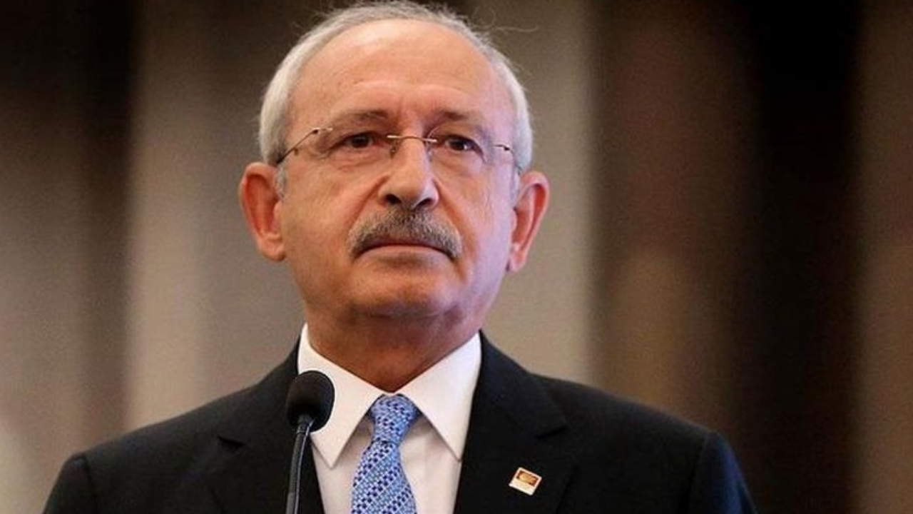 Kılıçdaroğlu'ndan Cumhuriyet Bayramı mesajı: Cumhuriyetimizi, padişah özentilerine bırakmayacak kadar güçlüyüz