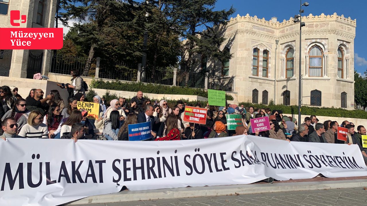 Öğretmenlerden 'mülakat' eylemi: 'Puanlama sistemini hangi kriterlere göre belirlediniz?'