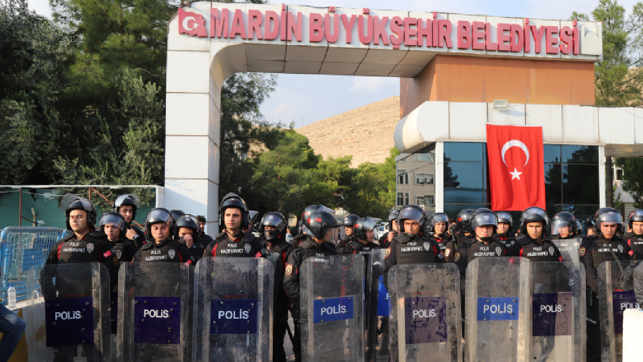 ÖHD'li Avukat Emen: Mardin'de gözaltına alınanlara emniyette cinsel saldırı tehdidi yapıldı