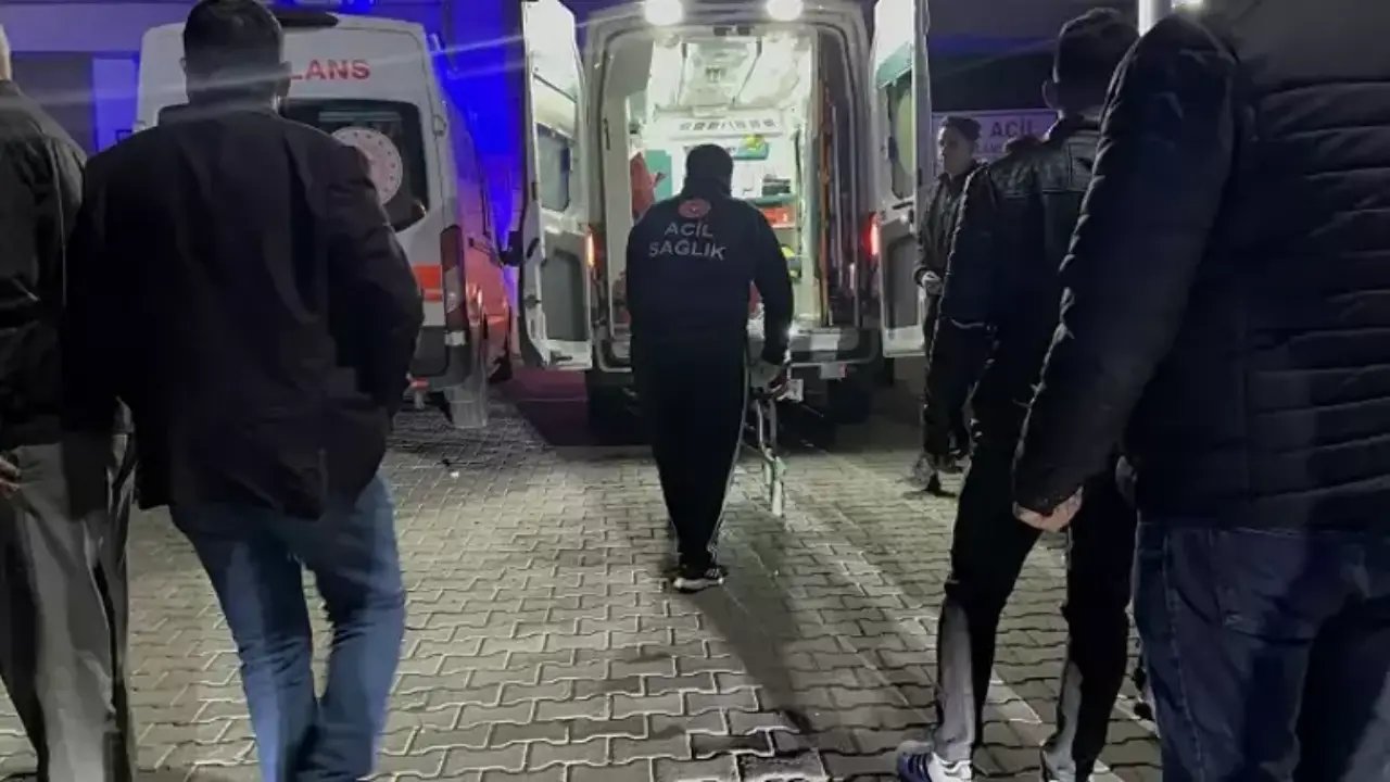 Manisa'da gözaltı işlemi için gelen jandarmaya silahlı saldırı: Bir astsubay ağır yaralandı