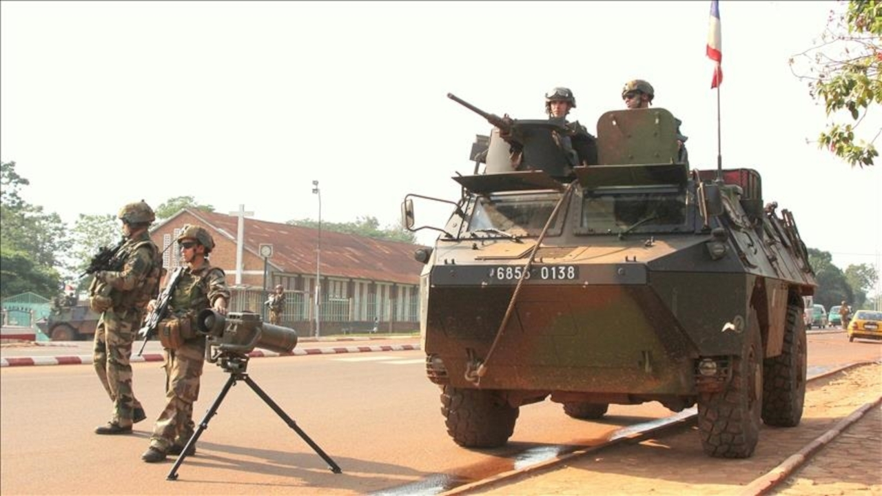 Çad Fransa ile savunma iş birliği anlaşmasını feshetti, Senegal'den de çağrı var