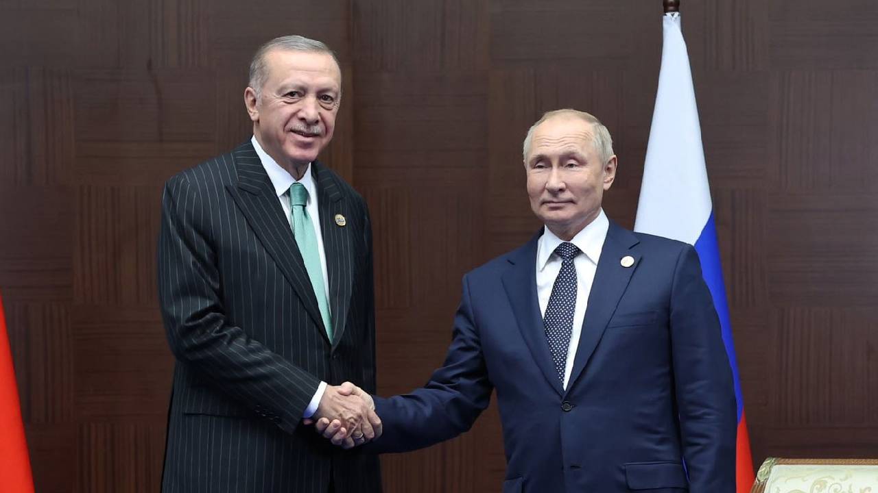 Erdoğan ile Putin telefonda görüştü