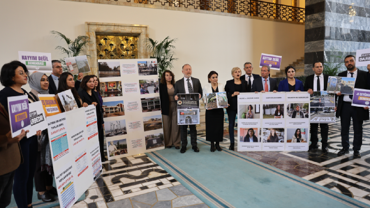 DEM Parti'den Meclis'te eylem: Kürtlere uygulanan istisna hukuk devam ediyor