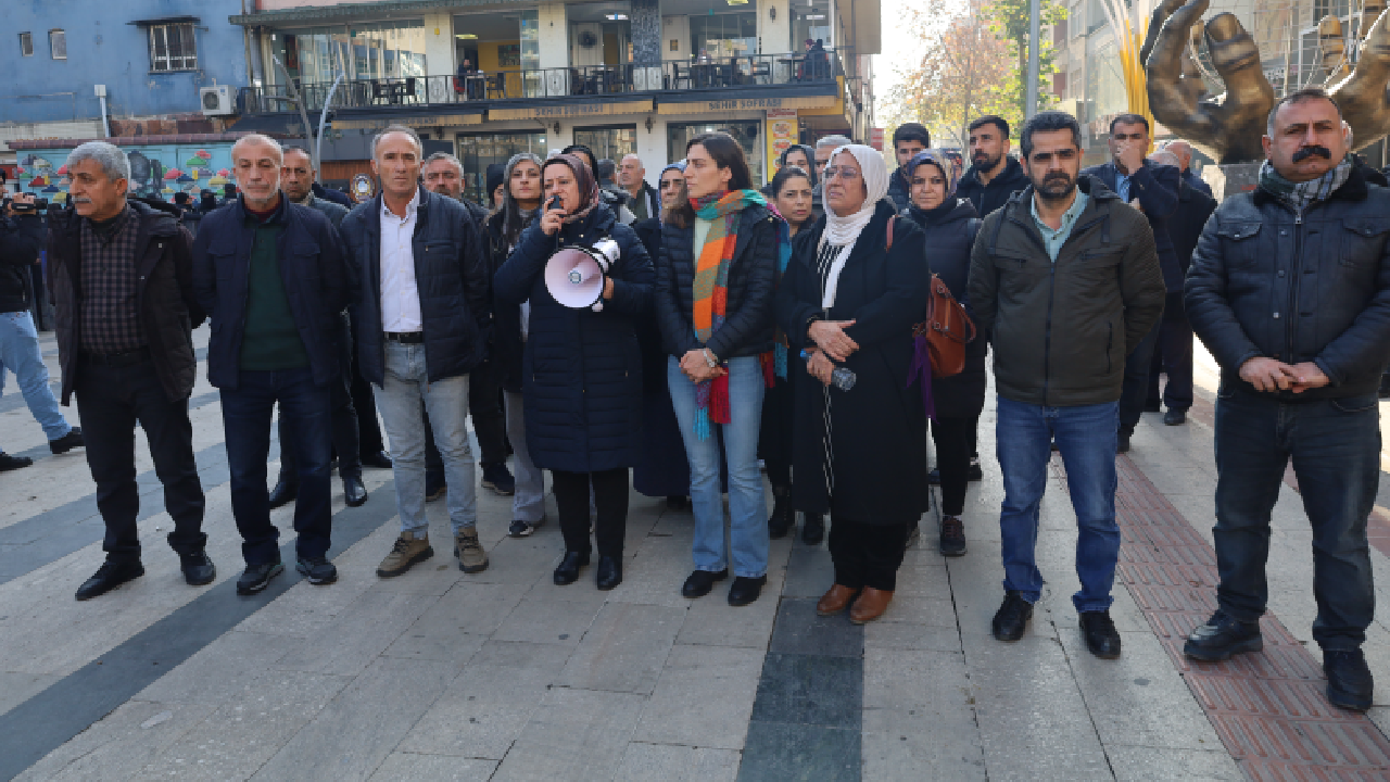 Batman kayyımı eşbaşkanların belediyeye girişini engelledi