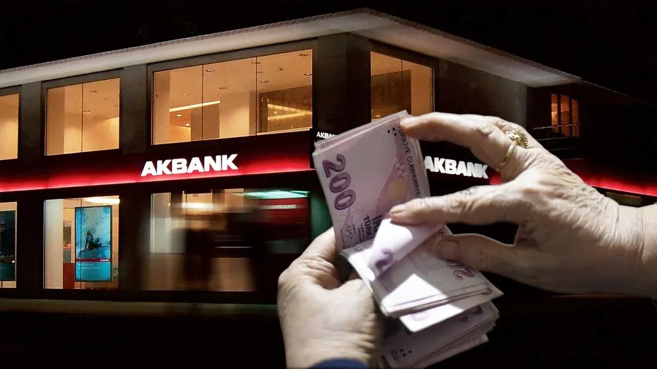 Akbank'ın aralık özel promosyonu! Emekliye güncellenmiş ödeme