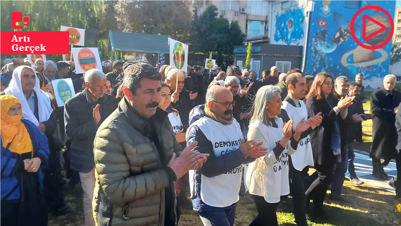 'Demokratik çözüm ve özgürlük yürüyüşü’ Urfa'da: Polis, açıklamanın yapılacağı alanı ablukaya aldı