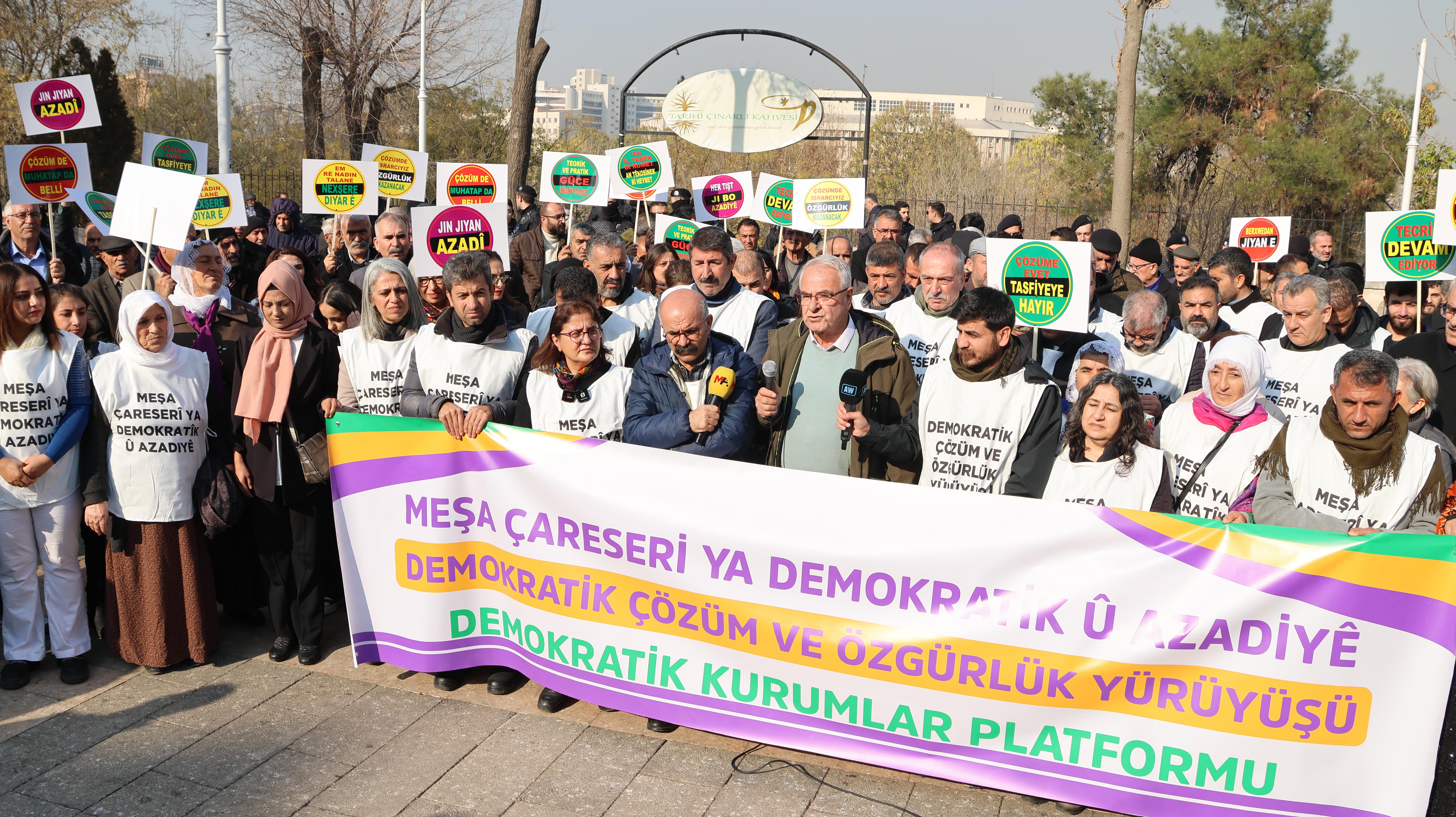 Özgürlük ve çözüm' yürüyüşü Antep'te:  'Çözümde ısrarcıyız, kazanacağız'