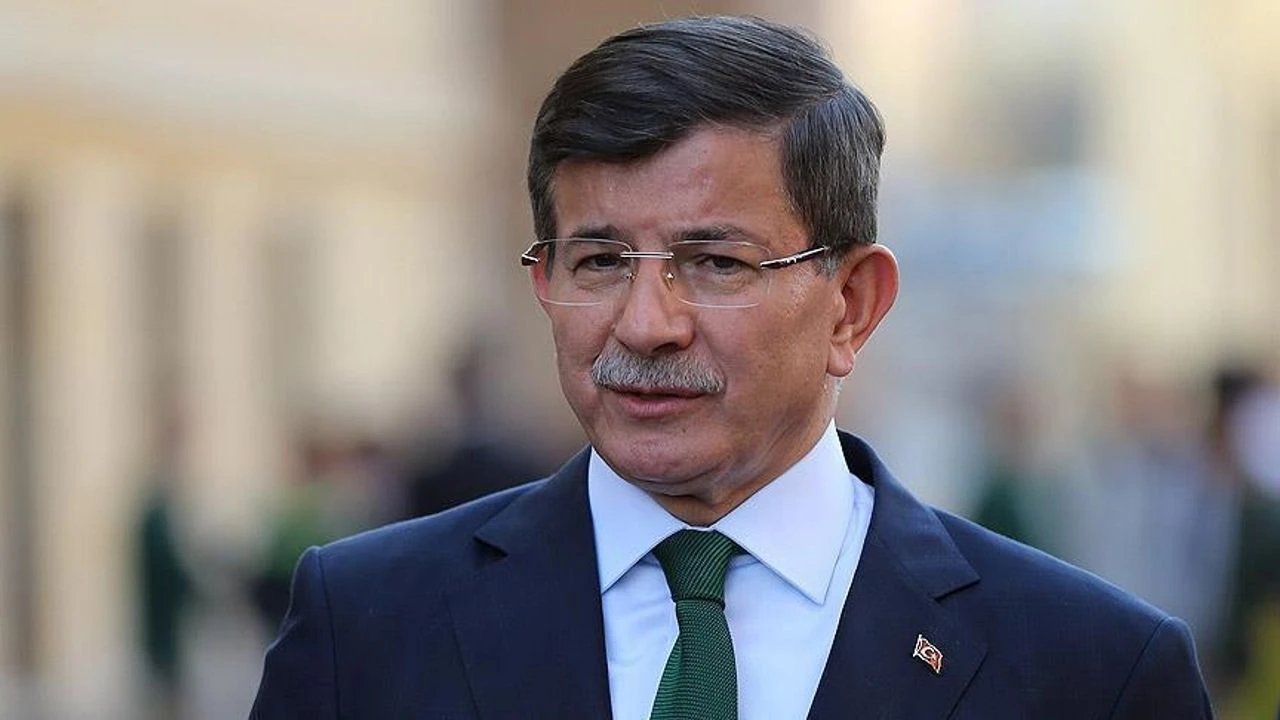 Davutoğlu Bahçeli'nin çağrısına işaret etti: PYD'yle görüşülebilir