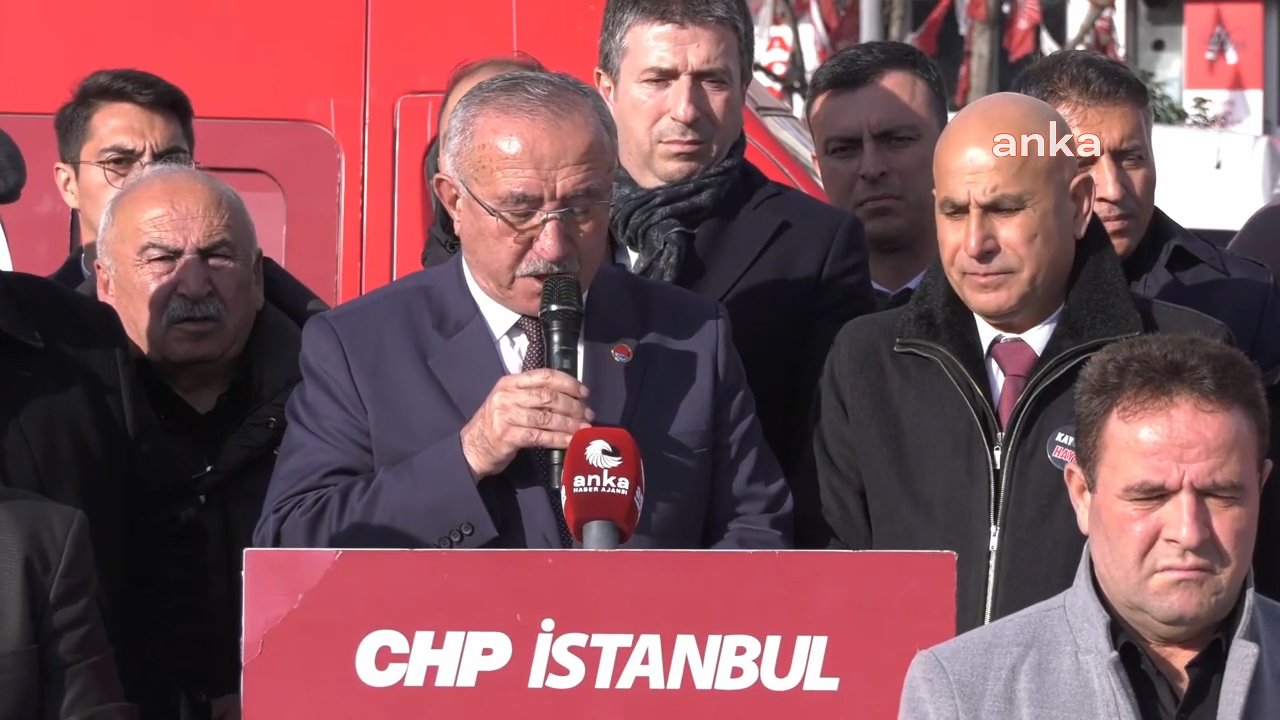 CHP'nin Esenyurt'taki 'Demokrasi Nöbeti' devam ediyor: 'Ahmet Hoca AKP'de siyaset yapsaydı...'