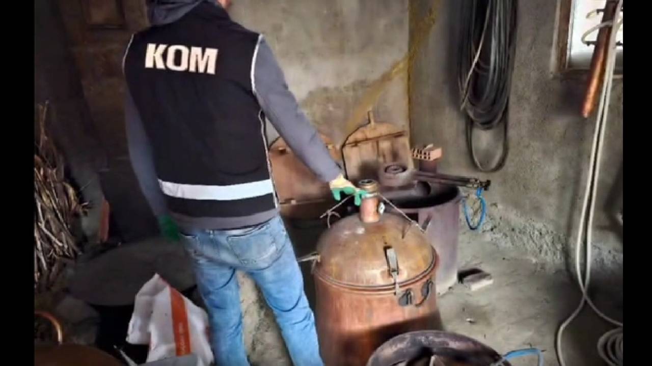 Çorum'da 1075 litre sahte içki ele geçirildi