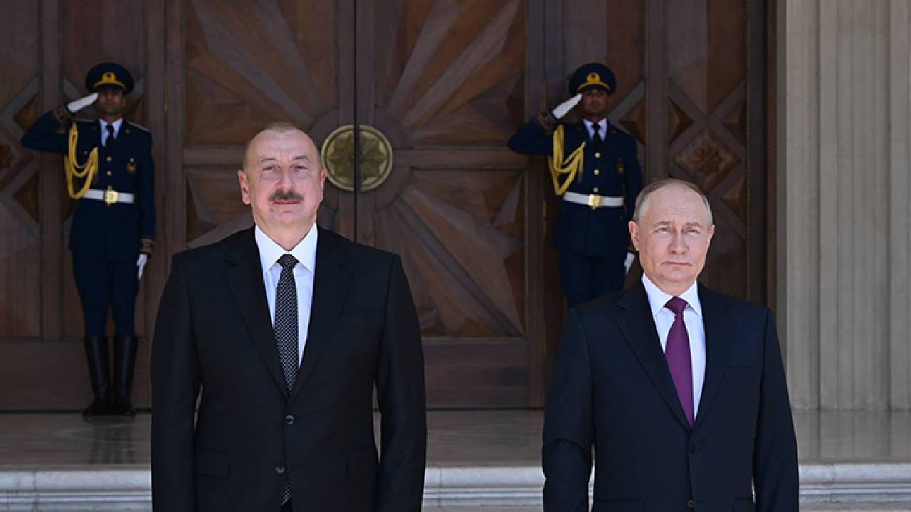 Azeri yolcu uçağının Kazakistan'da düşmesi: Putin, 'Rusya hava sahasında meydana gelen trajik olay' için Aliyev'den özür diledi