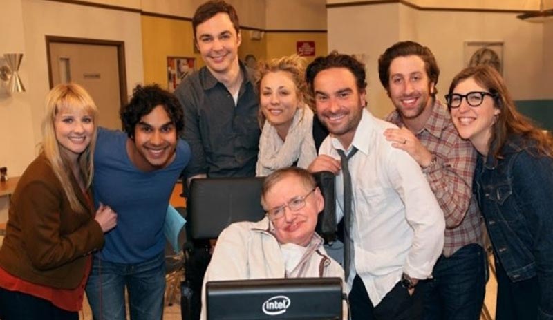 Big Bang Theory ekibinden Stephen Hawking mesajı