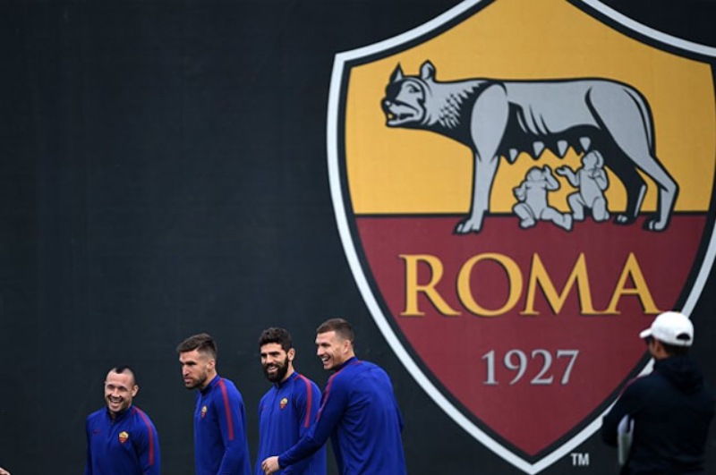 İran Roma futbol kulübünün logosunu sansürledi