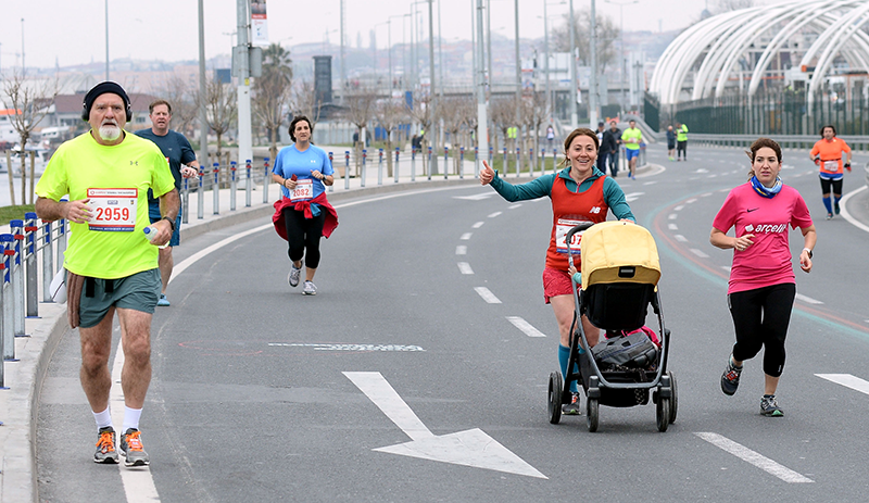 Maraton'da renkli görüntüler