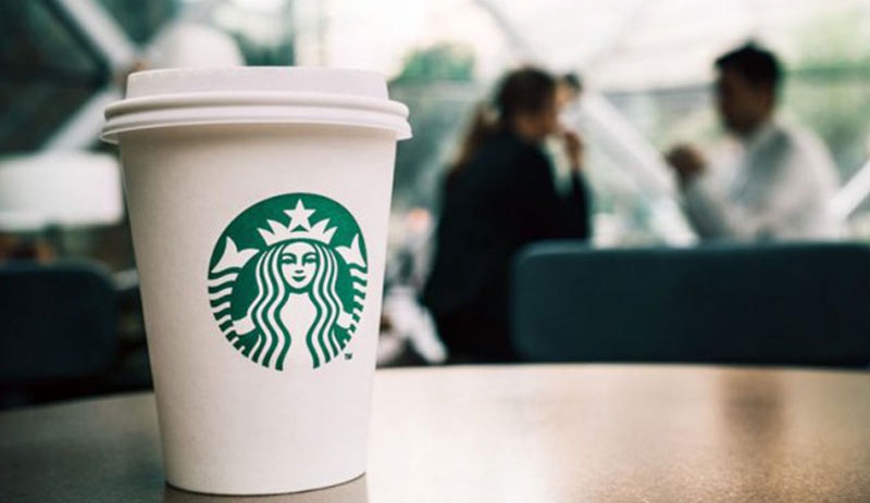 Starbucks'ta gözaltı skandalı CEO özür diledi