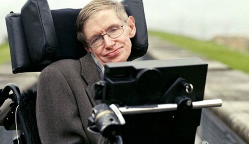 Hawking anmasına gelecekten gelenler de davetli