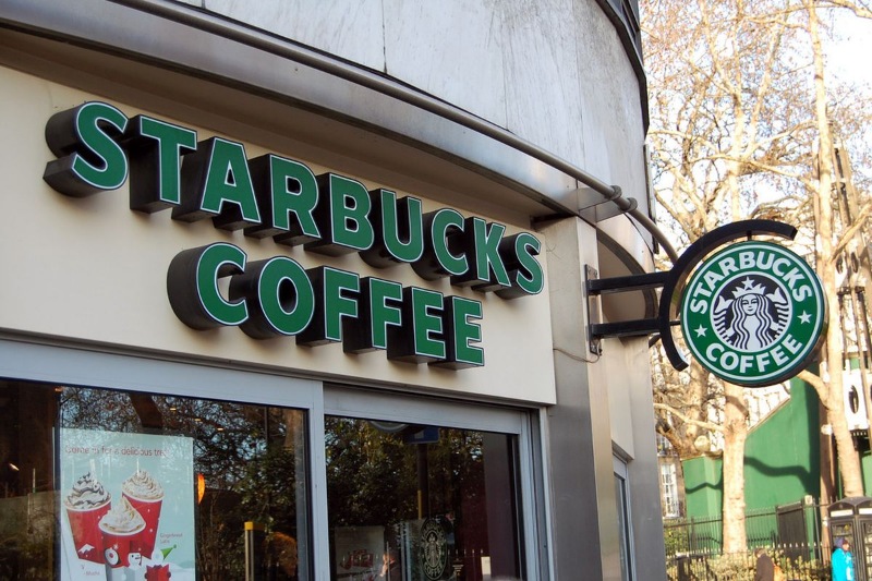 'Starbucks'ta takılmak için bir şey almaya gerek yok'