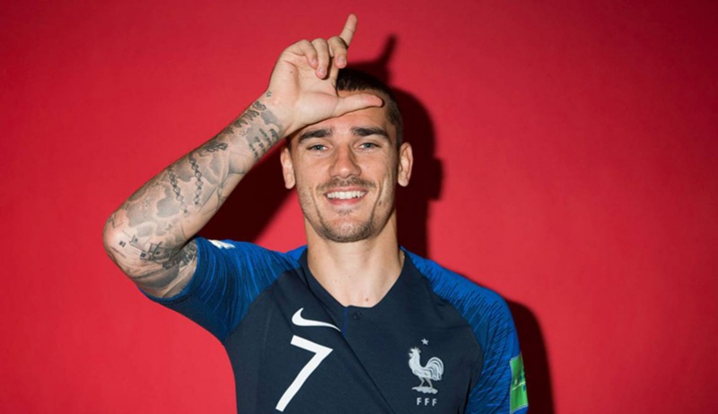 Griezmann Atletico Madrid'de kaldı