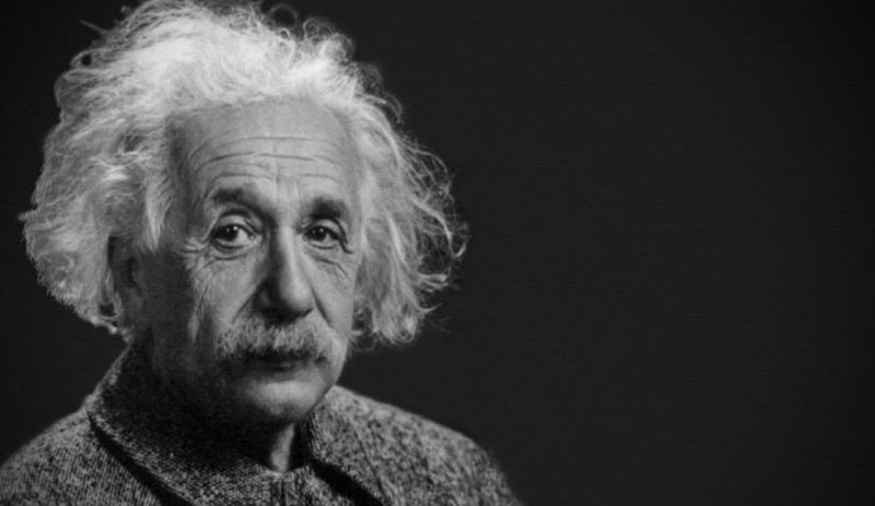 Çinlilerden Einstein'a destek