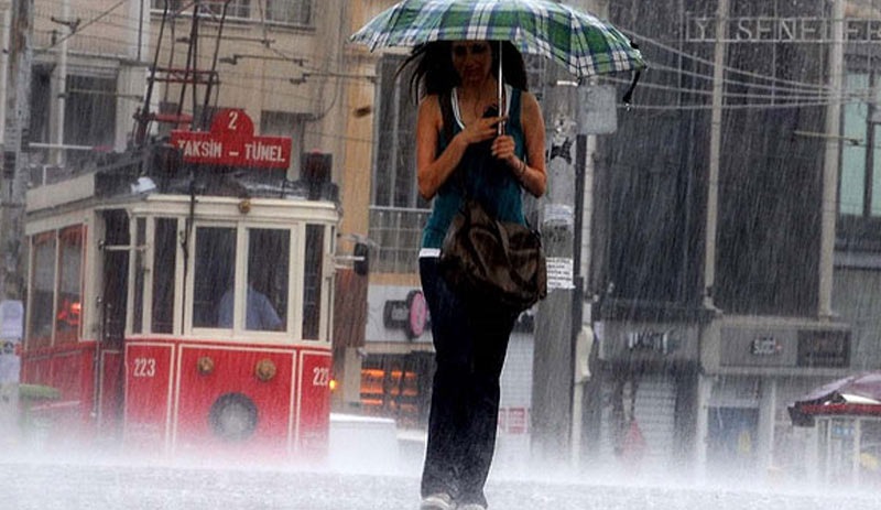 İstanbul'da fırtına ve dolu bekleniyor