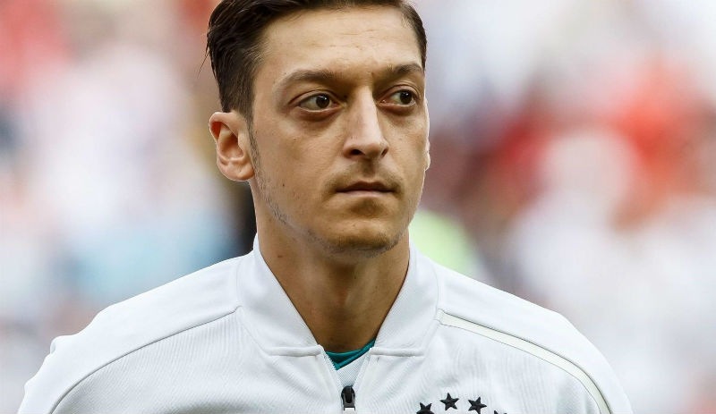 Alman basınının hedefinde Mesut Özil var