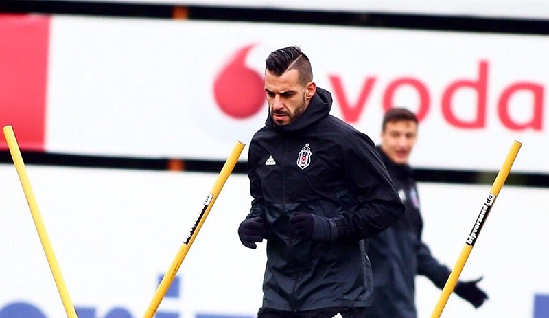 Beşiktaş'ta Atiba ve Negredo kadroda yok