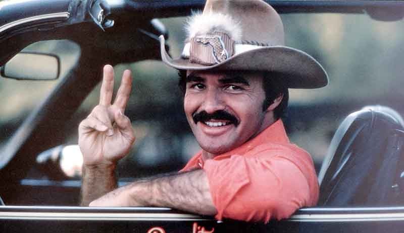 Ünlü aktör Burt Reynolds hayatını kaybetti