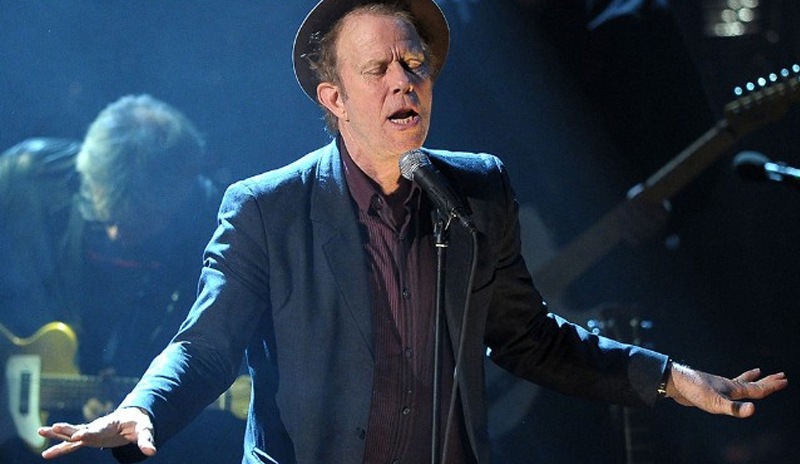 Tom Waits'ten Trump karşıtlarına şarkılı destek