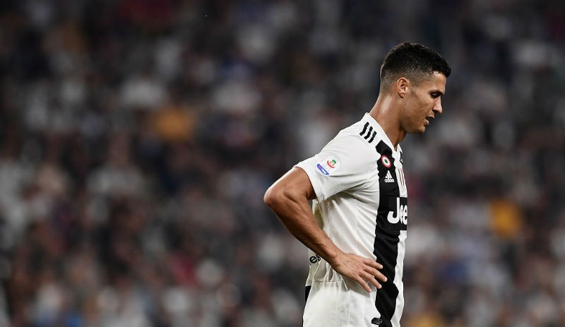 Tecavüzle suçlanan Ronaldo'yu savunan Juventus'un hisseleri düştü