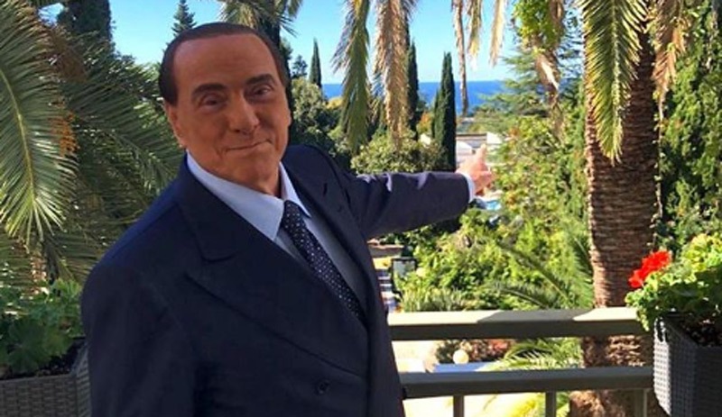 Berlusconi: Karadeniz kara değilmiş