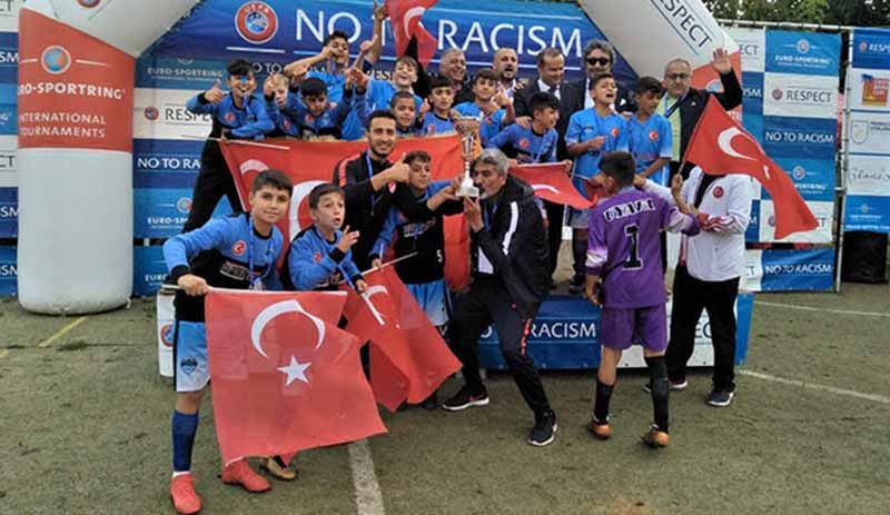 Şırnak UYAFA U13 takımı şampiyon oldu