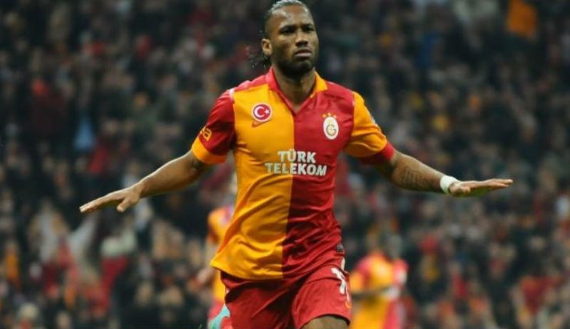 Drogba futbola veda etti