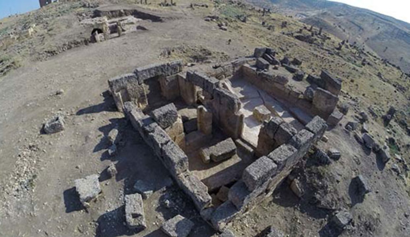 Diyarbakır'da tarihi tapınak bulundu