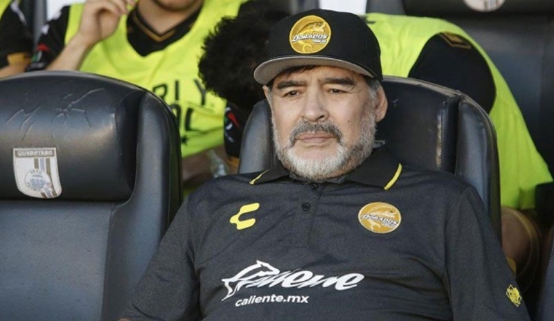 Maradona'ya mide kanaması teşhisi konuldu