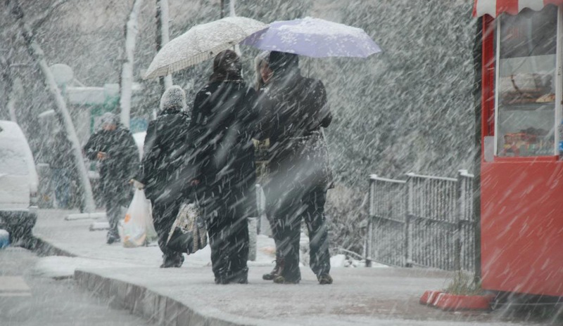 İstanbul için kar ve fırtına uyarısı