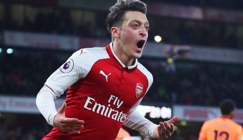 Mesut Özil'den 'Payitaht Abdülhamid' paylaşımı