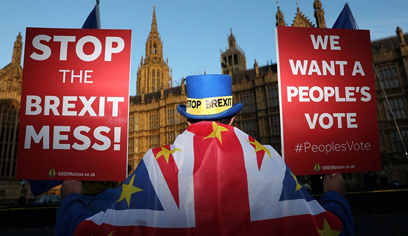 İngiltere'de dört Brexit teklifi daha reddedildi