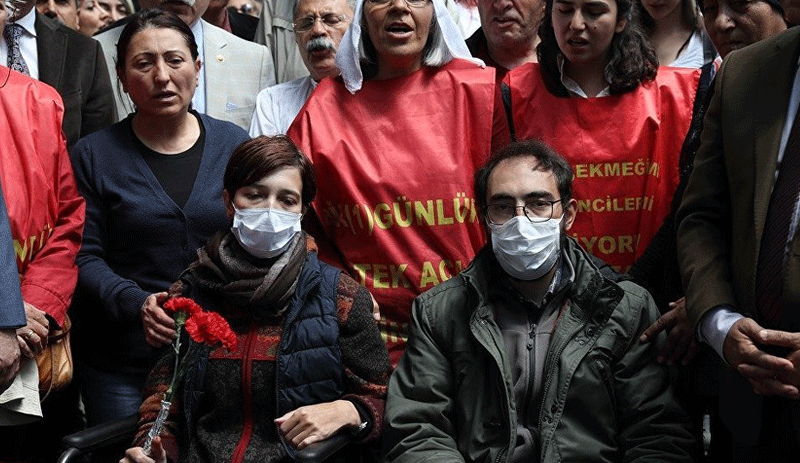 AKP'li yazardan Gülmen ve Özakça'ya Nazım şiiriyle destek