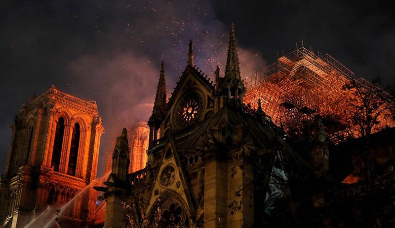 Paris Başsavcısı: Notre Dame yangını kaza