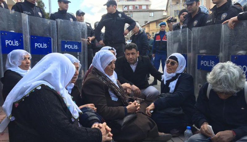 Aileler darp edilip yerlerde sürüklendi: HDP'li vekil fenalık geçirdi
